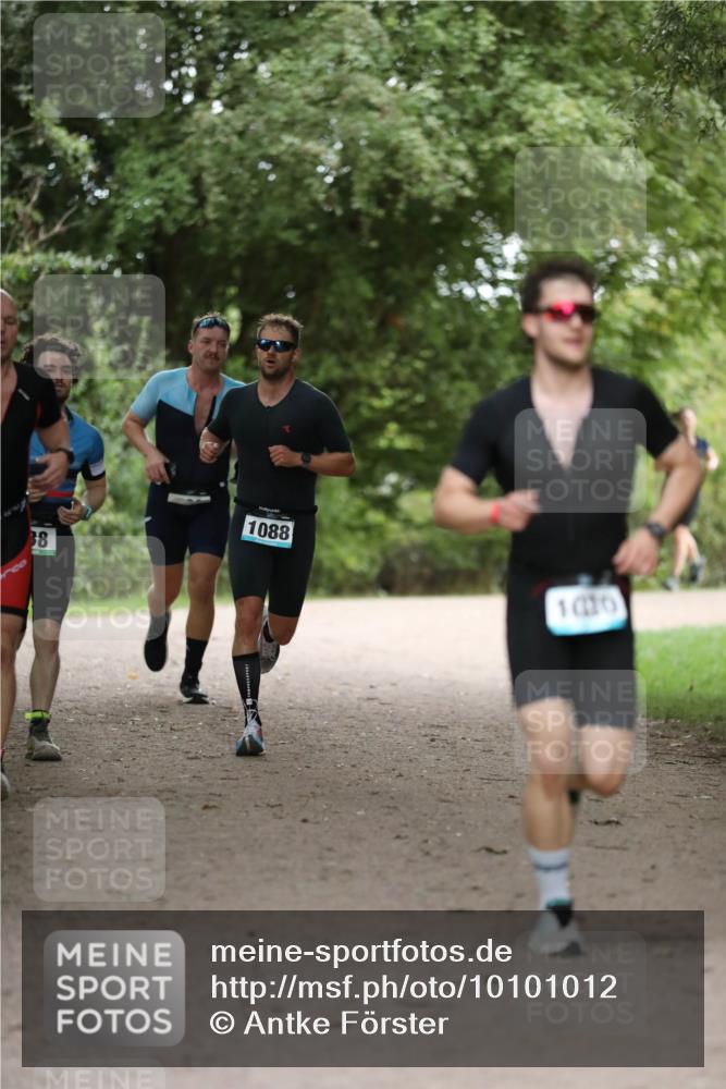 30.08.2026 - Elbe Triathlon Hamburg Antke Förster http://msf.ph/oto/10101012 30.08.2026 11:11:50 Laufen 38, 1088, 1070 meine-sportfotos.de