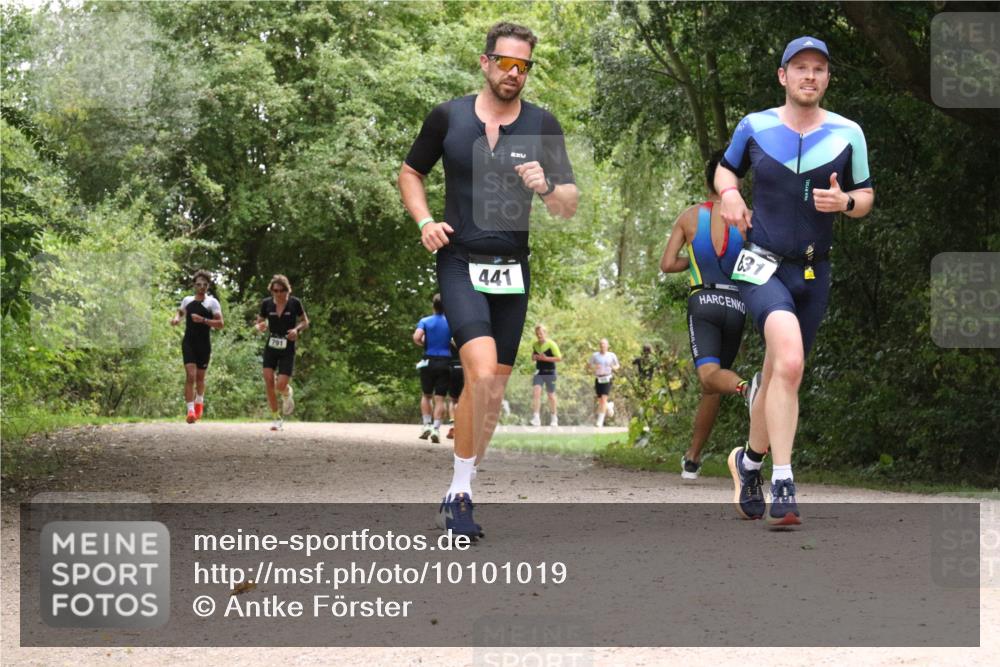 30.08.2026 - Elbe Triathlon Hamburg Antke Förster http://msf.ph/oto/10101019 30.08.2026 11:14:58 Laufen 791, 441 meine-sportfotos.de