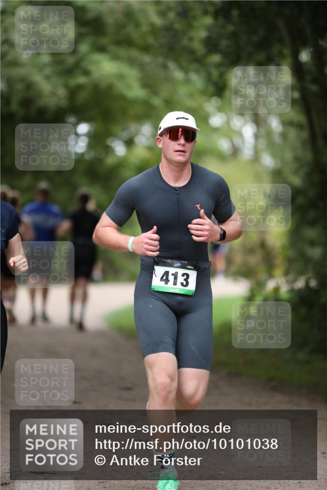 30.08.2026 - Elbe Triathlon Hamburg Antke Förster http://msf.ph/oto/10101038 30.08.2026 11:12:07 Laufen 413 meine-sportfotos.de