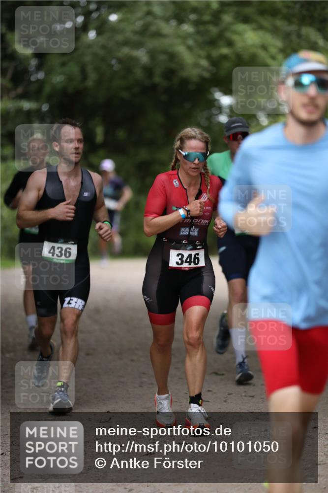 30.08.2026 - Elbe Triathlon Hamburg Antke Förster http://msf.ph/oto/10101050 30.08.2026 11:12:12 Laufen 436, 346, 3 meine-sportfotos.de