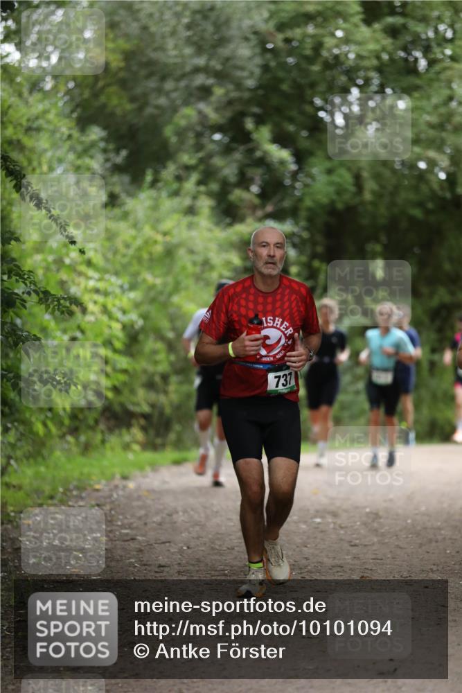 30.08.2026 - Elbe Triathlon Hamburg Antke Förster http://msf.ph/oto/10101094 30.08.2026 11:12:39 Laufen 180, 42, 737 meine-sportfotos.de