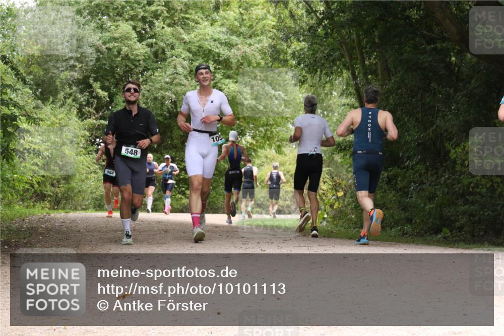 30.08.2026 - Elbe Triathlon Hamburg Antke Förster http://msf.ph/oto/10101113 30.08.2026 11:15:47 Laufen 548, 105, 984 meine-sportfotos.de