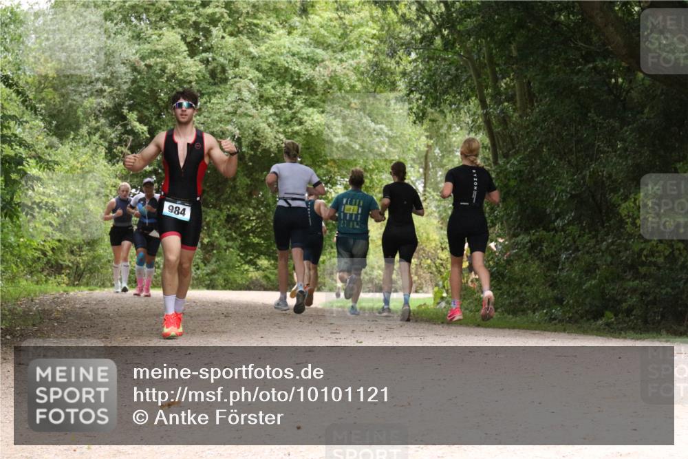 30.08.2026 - Elbe Triathlon Hamburg Antke Förster http://msf.ph/oto/10101121 30.08.2026 11:15:51 Laufen 984 meine-sportfotos.de