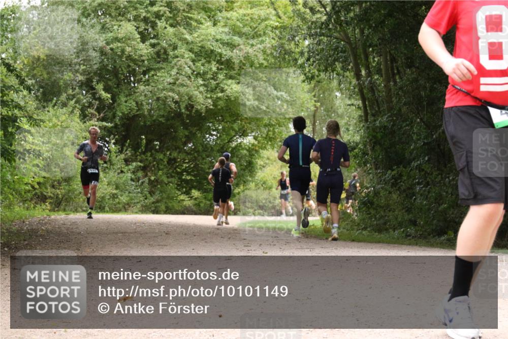 30.08.2026 - Elbe Triathlon Hamburg Antke Förster http://msf.ph/oto/10101149 30.08.2026 11:16:22 Laufen  meine-sportfotos.de