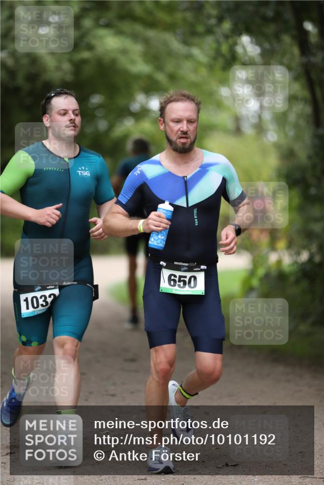 30.08.2026 - Elbe Triathlon Hamburg Antke Förster http://msf.ph/oto/10101192 30.08.2026 11:13:27 Laufen 1032, 650 meine-sportfotos.de