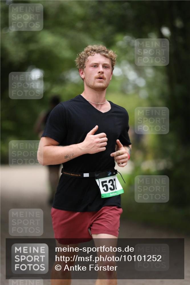 30.08.2026 - Elbe Triathlon Hamburg Antke Förster http://msf.ph/oto/10101252 30.08.2026 11:14:04 Laufen 531 meine-sportfotos.de