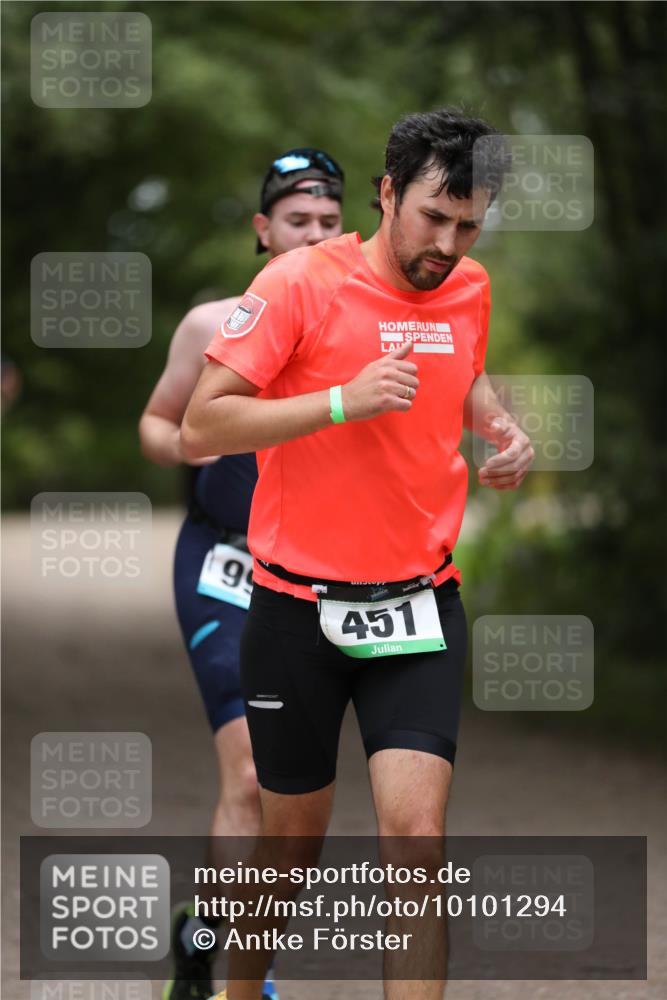 30.08.2026 - Elbe Triathlon Hamburg Antke Förster http://msf.ph/oto/10101294 30.08.2026 11:14:31 Laufen 99, 451 meine-sportfotos.de