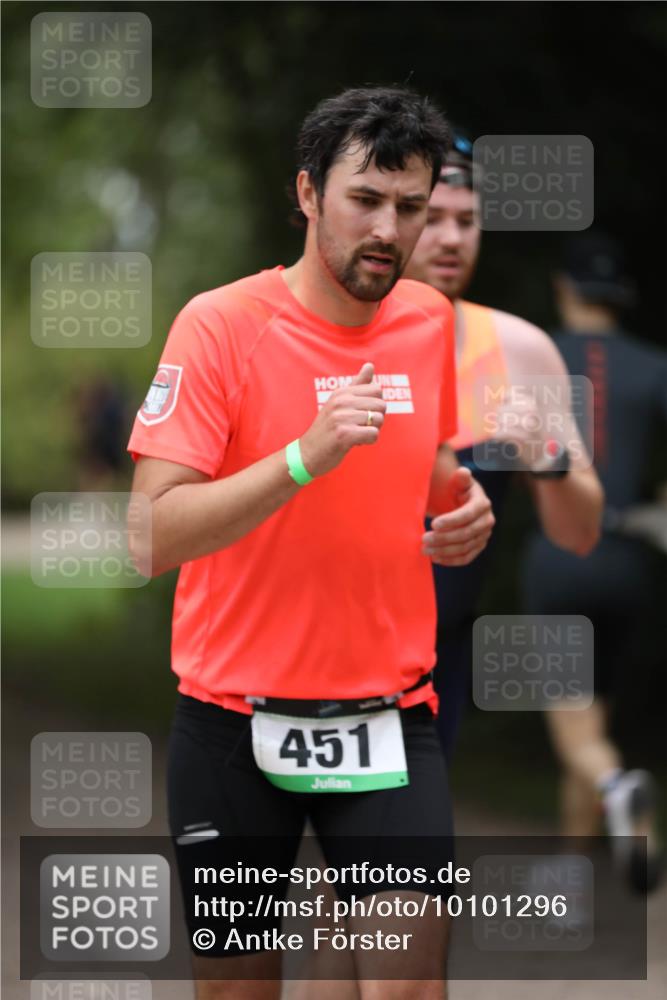30.08.2026 - Elbe Triathlon Hamburg Antke Förster http://msf.ph/oto/10101296 30.08.2026 11:14:32 Laufen 451 meine-sportfotos.de