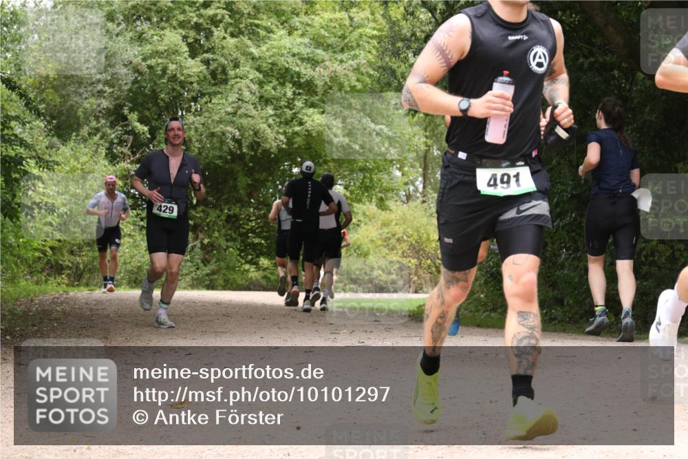 30.08.2026 - Elbe Triathlon Hamburg Antke Förster http://msf.ph/oto/10101297 30.08.2026 11:17:52 Laufen 429, 491 meine-sportfotos.de