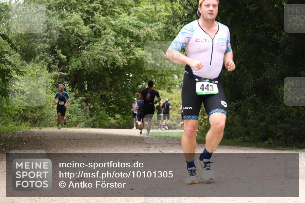 30.08.2026 - Elbe Triathlon Hamburg Antke Förster http://msf.ph/oto/10101305 30.08.2026 11:18:00 Laufen 1013, 443 meine-sportfotos.de