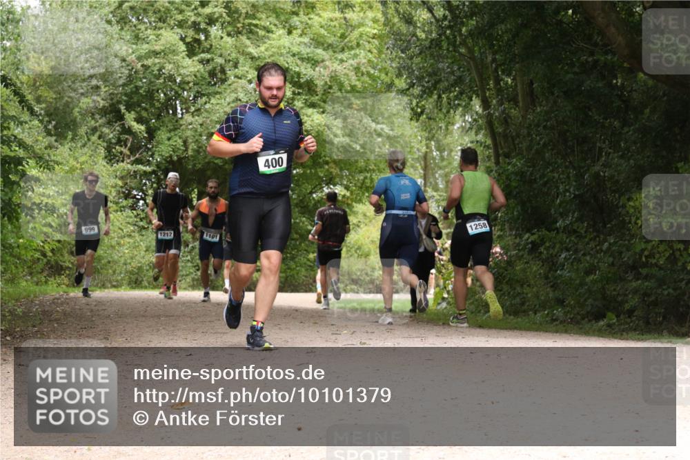 30.08.2026 - Elbe Triathlon Hamburg Antke Förster http://msf.ph/oto/10101379 30.08.2026 11:18:45 Laufen 999, 1212, 1101, 400, 1258 meine-sportfotos.de