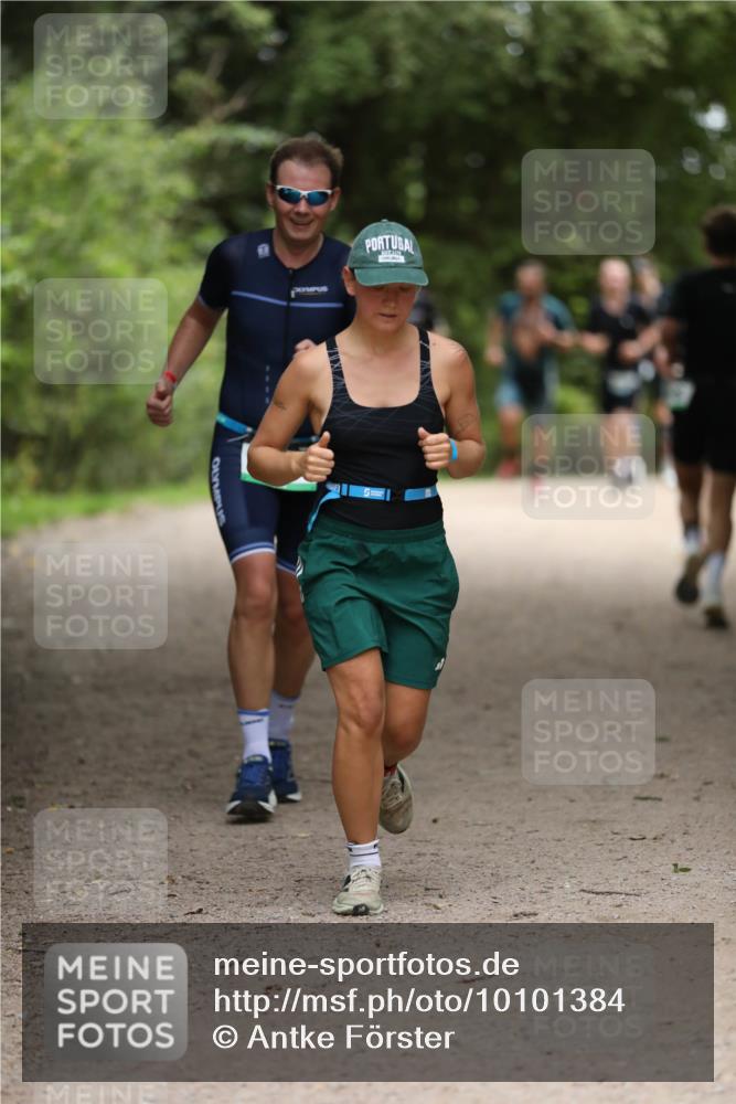 30.08.2026 - Elbe Triathlon Hamburg Antke Förster http://msf.ph/oto/10101384 30.08.2026 11:15:27 Laufen  meine-sportfotos.de