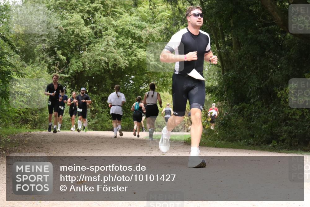 30.08.2026 - Elbe Triathlon Hamburg Antke Förster http://msf.ph/oto/10101427 30.08.2026 11:19:06 Laufen  meine-sportfotos.de
