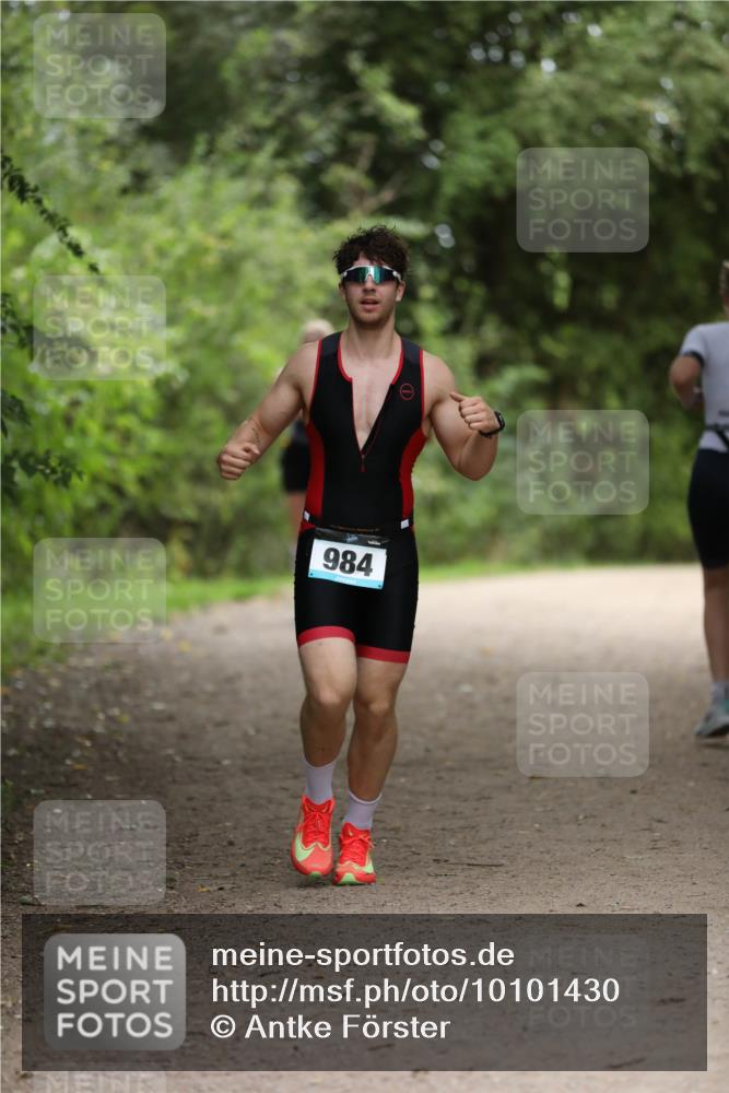 30.08.2026 - Elbe Triathlon Hamburg Antke Förster http://msf.ph/oto/10101430 30.08.2026 11:15:52 Laufen 1, 984 meine-sportfotos.de