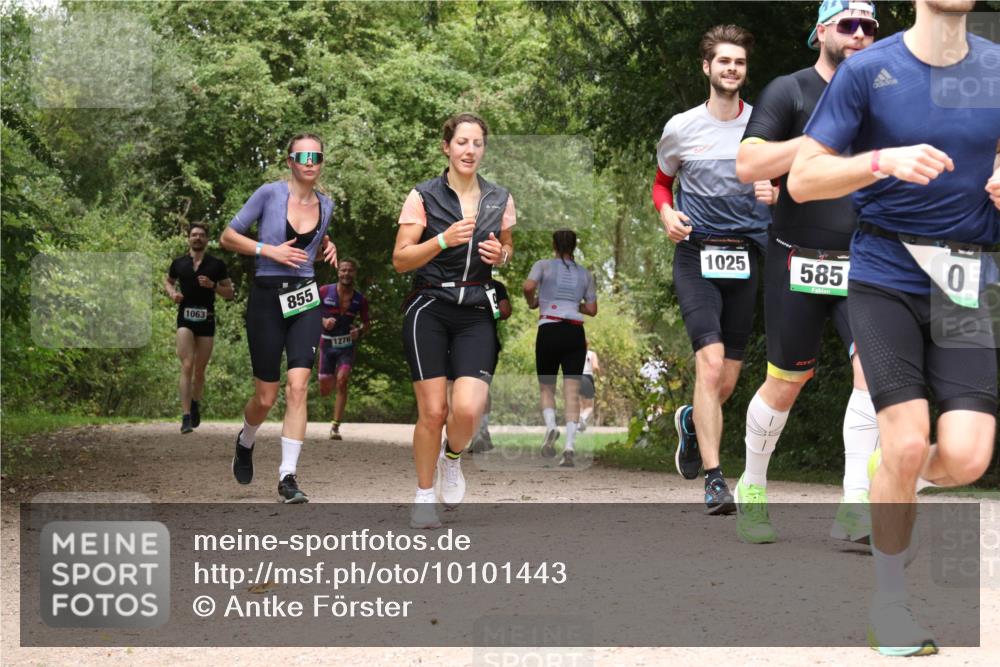 30.08.2026 - Elbe Triathlon Hamburg Antke Förster http://msf.ph/oto/10101443 30.08.2026 11:19:15 Laufen 1063, 855, 1276, 1025, 585, 0 meine-sportfotos.de