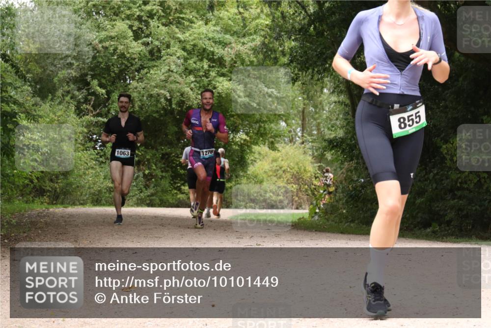 30.08.2026 - Elbe Triathlon Hamburg Antke Förster http://msf.ph/oto/10101449 30.08.2026 11:19:17 Laufen 1063, 1276, 855 meine-sportfotos.de