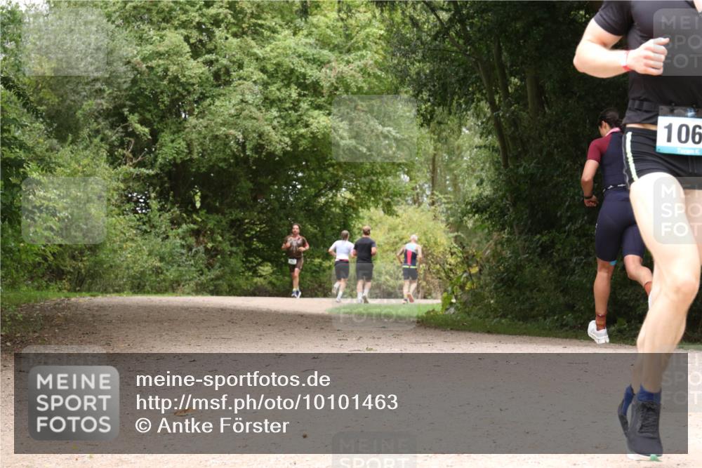 30.08.2026 - Elbe Triathlon Hamburg Antke Förster http://msf.ph/oto/10101463 30.08.2026 11:19:22 Laufen 106 meine-sportfotos.de
