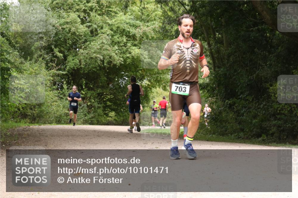 30.08.2026 - Elbe Triathlon Hamburg Antke Förster http://msf.ph/oto/10101471 30.08.2026 11:19:36 Laufen 991, 703 meine-sportfotos.de