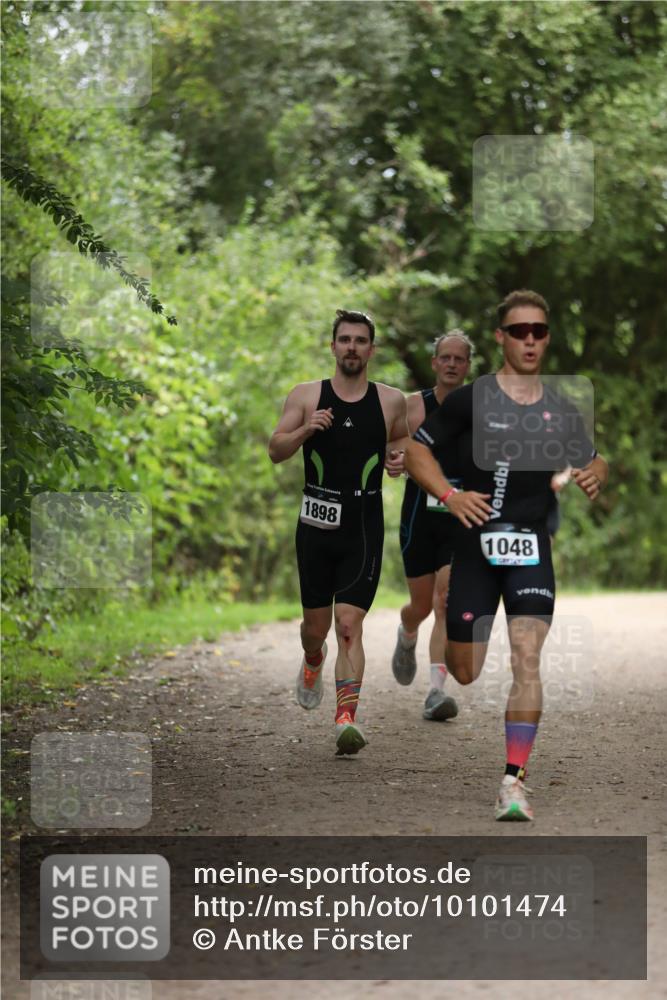 30.08.2026 - Elbe Triathlon Hamburg Antke Förster http://msf.ph/oto/10101474 30.08.2026 11:16:33 Laufen 1898, 1048 meine-sportfotos.de