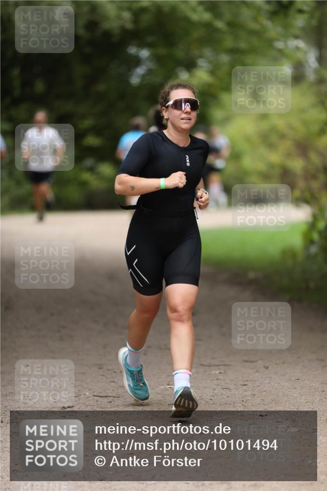 30.08.2026 - Elbe Triathlon Hamburg Antke Förster http://msf.ph/oto/10101494 30.08.2026 11:16:42 Laufen  meine-sportfotos.de