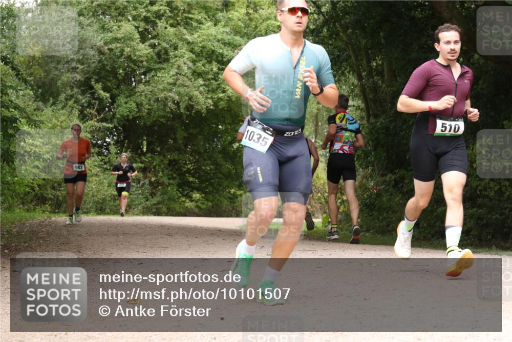 30.08.2026 - Elbe Triathlon Hamburg Antke Förster http://msf.ph/oto/10101507 30.08.2026 11:19:58 Laufen 902, 1035, 510 meine-sportfotos.de