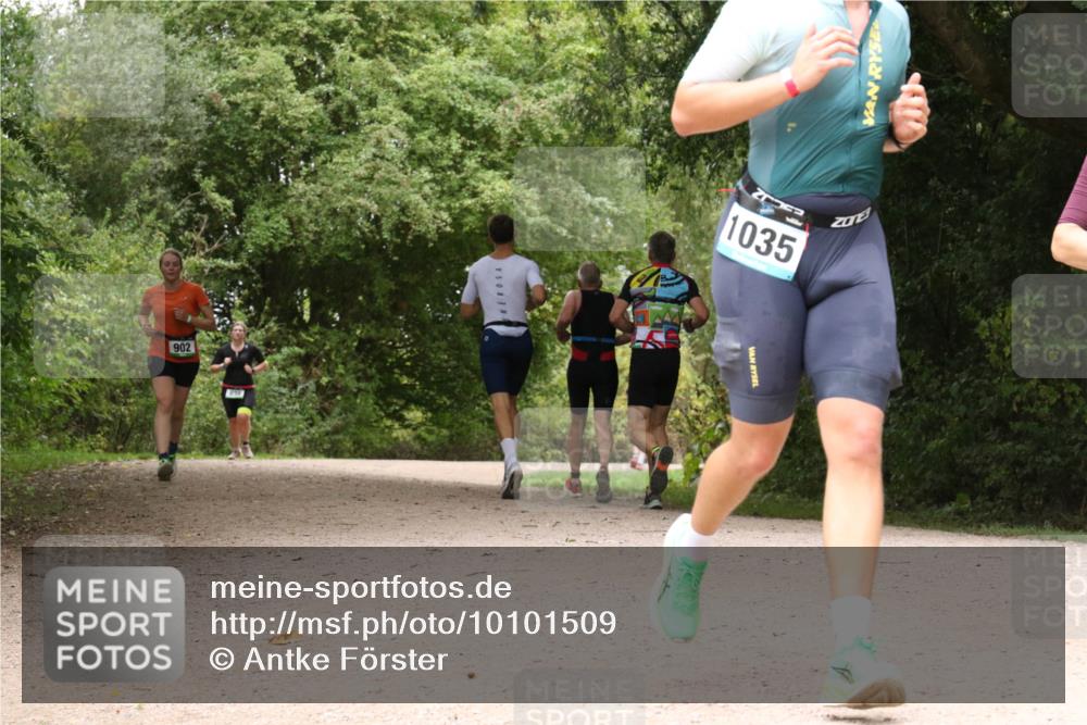 30.08.2026 - Elbe Triathlon Hamburg Antke Förster http://msf.ph/oto/10101509 30.08.2026 11:19:59 Laufen 902, 1035, 2018 meine-sportfotos.de