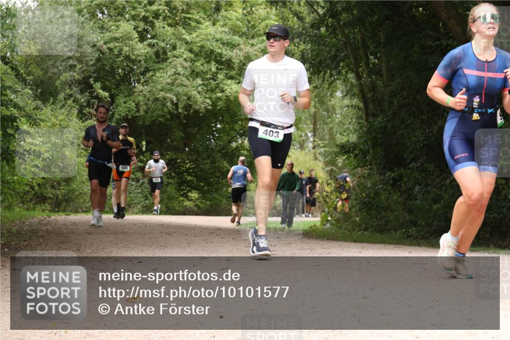 30.08.2026 - Elbe Triathlon Hamburg Antke Förster http://msf.ph/oto/10101577 30.08.2026 11:20:44 Laufen 596, 404, 403, 3 meine-sportfotos.de