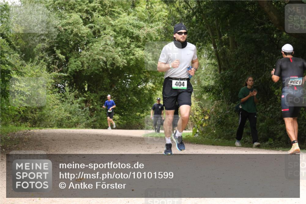 30.08.2026 - Elbe Triathlon Hamburg Antke Förster http://msf.ph/oto/10101599 30.08.2026 11:20:55 Laufen 404 meine-sportfotos.de