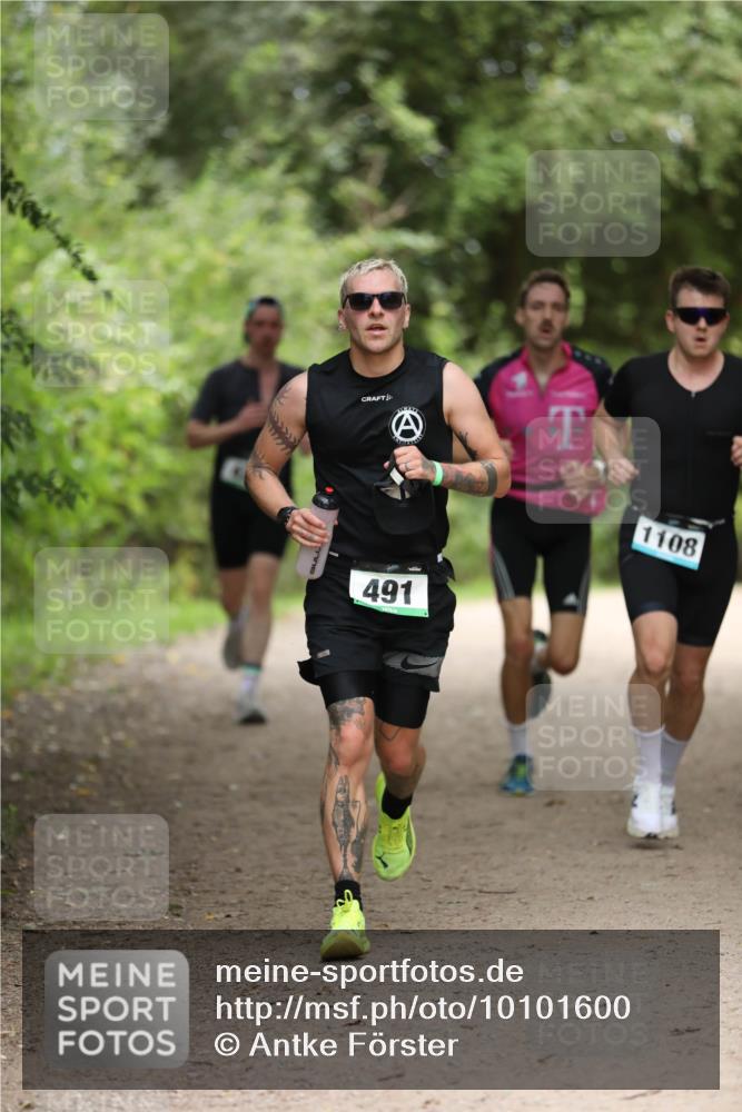 30.08.2026 - Elbe Triathlon Hamburg Antke Förster http://msf.ph/oto/10101600 30.08.2026 11:17:50 Laufen 491, 0, 1108 meine-sportfotos.de
