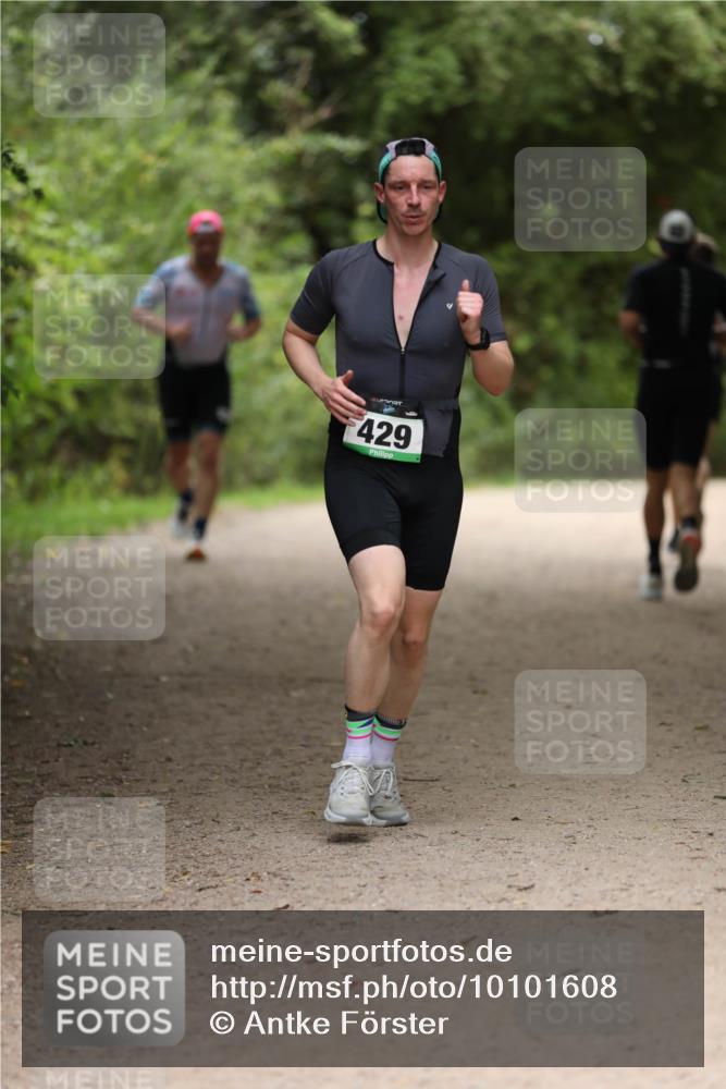30.08.2026 - Elbe Triathlon Hamburg Antke Förster http://msf.ph/oto/10101608 30.08.2026 11:17:52 Laufen 429 meine-sportfotos.de