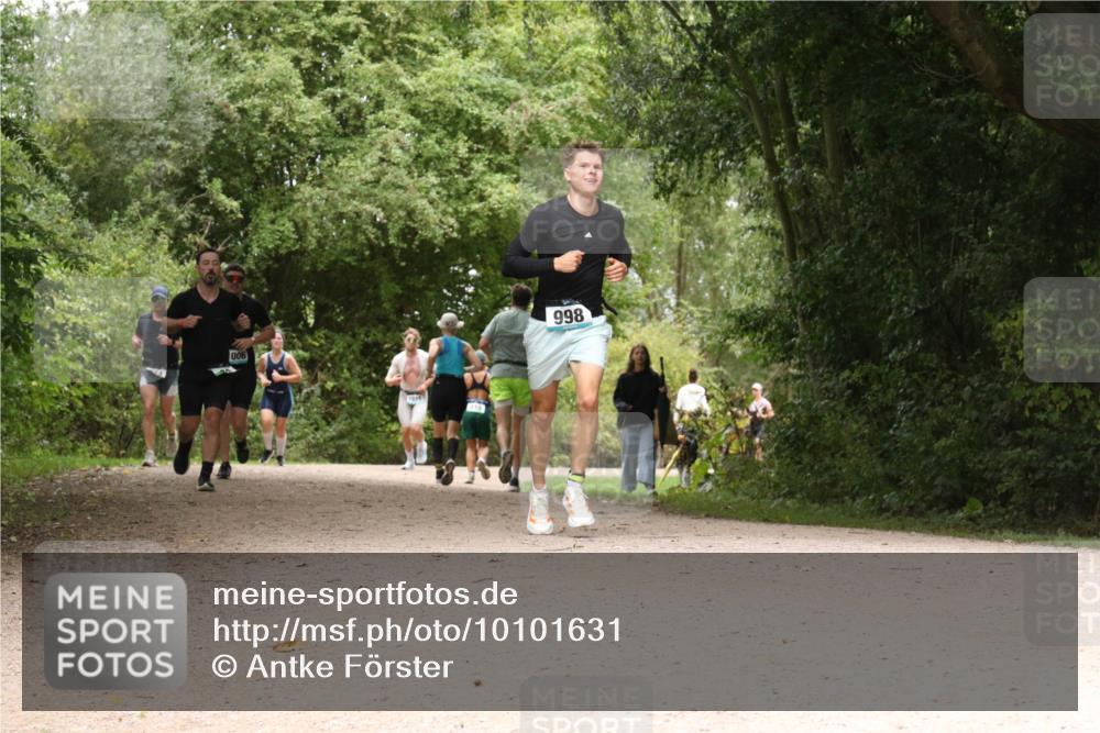 30.08.2026 - Elbe Triathlon Hamburg Antke Förster http://msf.ph/oto/10101631 30.08.2026 11:21:23 Laufen 006, 101, 998 meine-sportfotos.de