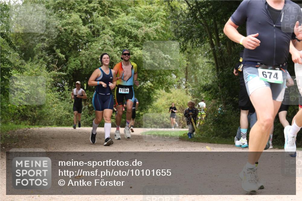 30.08.2026 - Elbe Triathlon Hamburg Antke Förster http://msf.ph/oto/10101655 30.08.2026 11:21:32 Laufen 1104, 674 meine-sportfotos.de