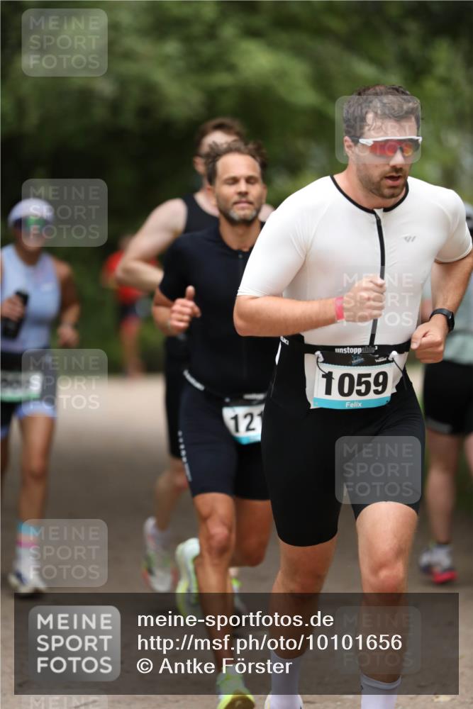 30.08.2026 - Elbe Triathlon Hamburg Antke Förster http://msf.ph/oto/10101656 30.08.2026 11:18:21 Laufen 41, 121, 1059 meine-sportfotos.de