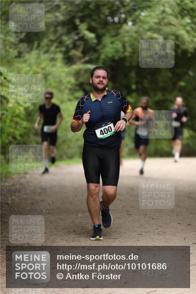 30.08.2026 - Elbe Triathlon Hamburg Antke Förster http://msf.ph/oto/10101686 30.08.2026 11:18:45 Laufen 400 meine-sportfotos.de