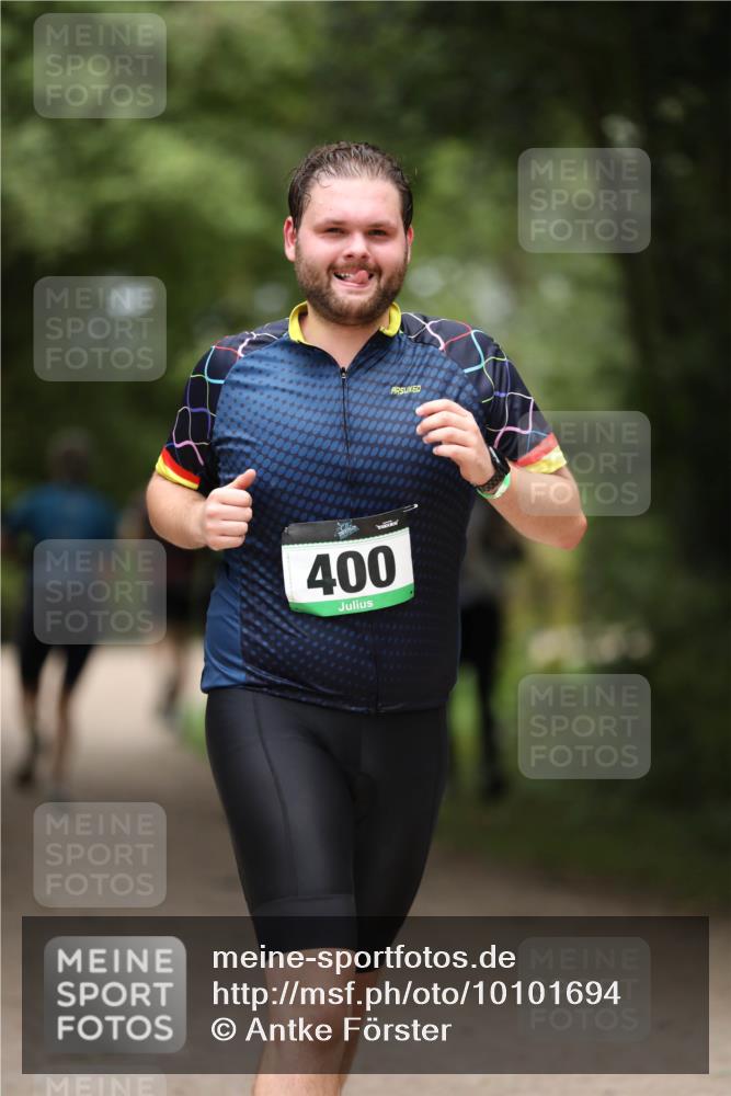 30.08.2026 - Elbe Triathlon Hamburg Antke Förster http://msf.ph/oto/10101694 30.08.2026 11:18:47 Laufen 400 meine-sportfotos.de