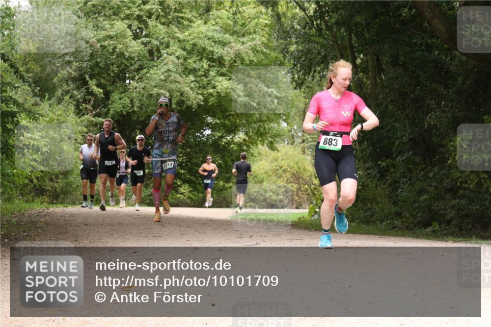 30.08.2026 - Elbe Triathlon Hamburg Antke Förster http://msf.ph/oto/10101709 30.08.2026 11:21:57 Laufen 1545, 608, 1314, 883 meine-sportfotos.de
