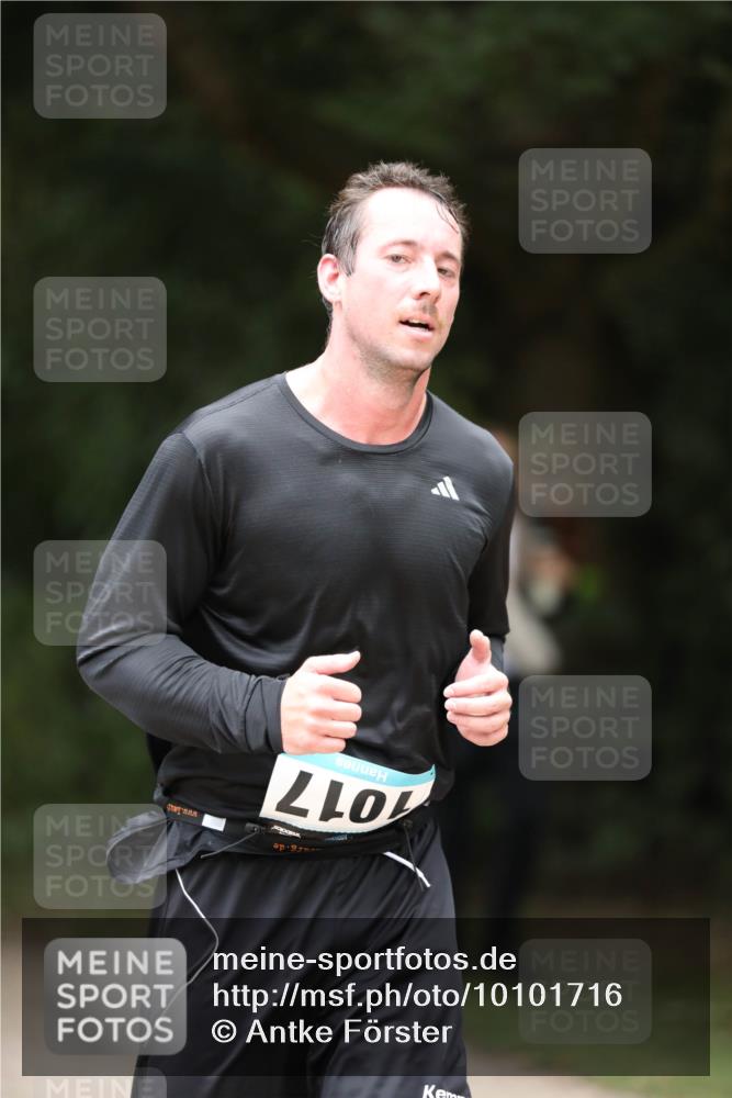 30.08.2026 - Elbe Triathlon Hamburg Antke Förster http://msf.ph/oto/10101716 30.08.2026 11:18:55 Laufen 1017 meine-sportfotos.de