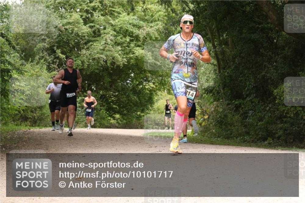 30.08.2026 - Elbe Triathlon Hamburg Antke Förster http://msf.ph/oto/10101717 30.08.2026 11:22:00 Laufen 1545, 314 meine-sportfotos.de