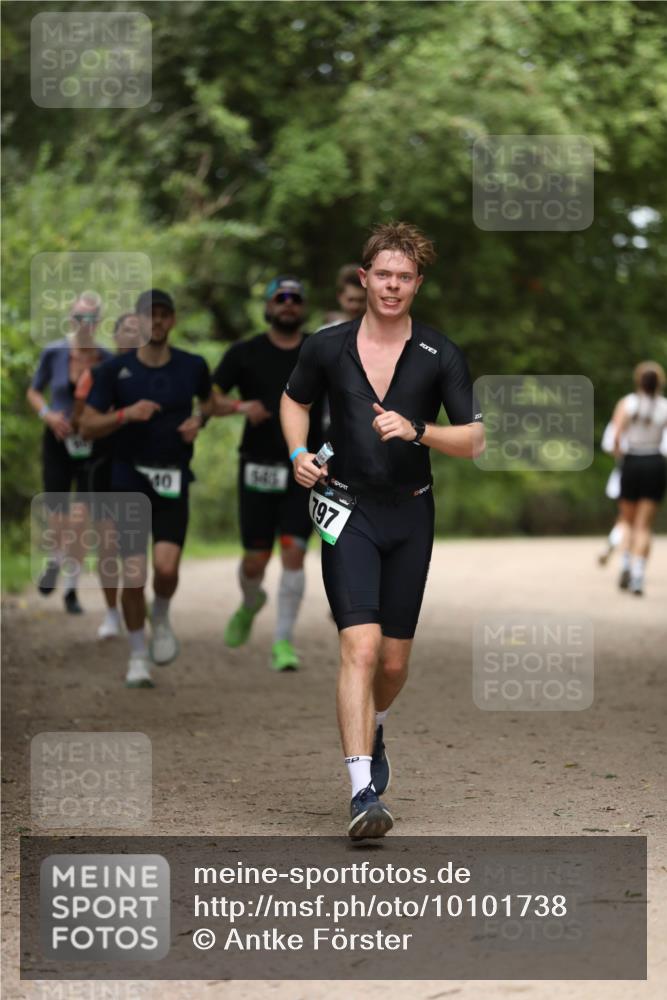 30.08.2026 - Elbe Triathlon Hamburg Antke Förster http://msf.ph/oto/10101738 30.08.2026 11:19:11 Laufen 40, 546, 797 meine-sportfotos.de