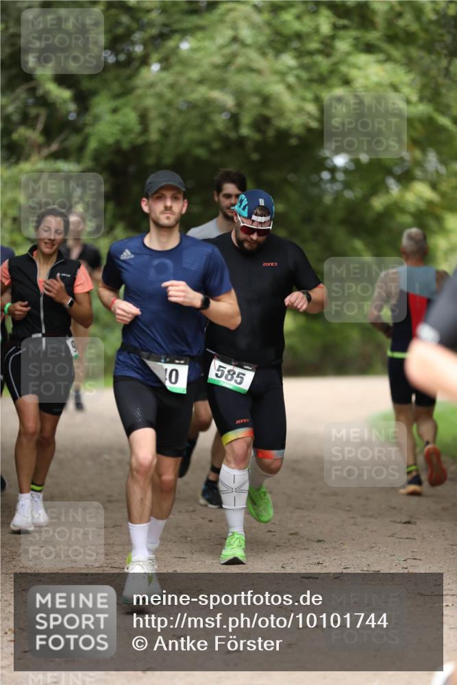 30.08.2026 - Elbe Triathlon Hamburg Antke Förster http://msf.ph/oto/10101744 30.08.2026 11:19:13 Laufen 9, 0, 585, 3 meine-sportfotos.de