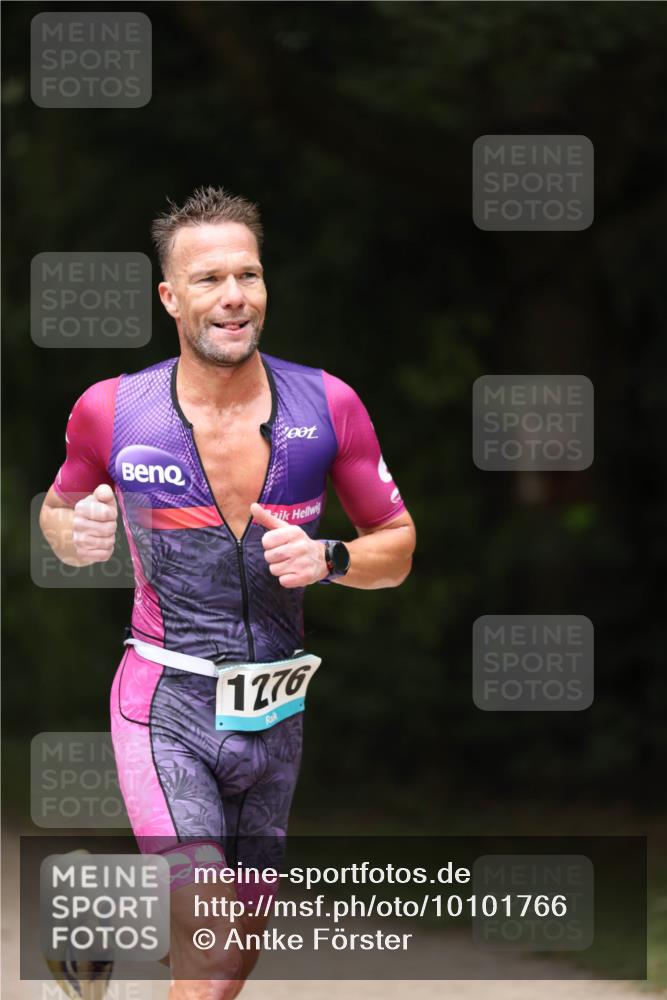 30.08.2026 - Elbe Triathlon Hamburg Antke Förster http://msf.ph/oto/10101766 30.08.2026 11:19:20 Laufen 1276 meine-sportfotos.de