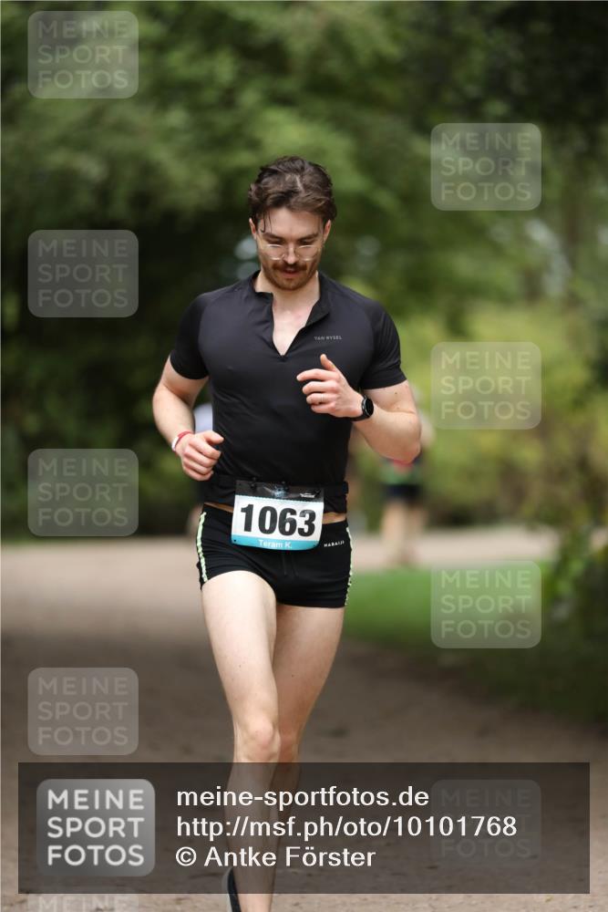 30.08.2026 - Elbe Triathlon Hamburg Antke Förster http://msf.ph/oto/10101768 30.08.2026 11:19:21 Laufen 1063 meine-sportfotos.de