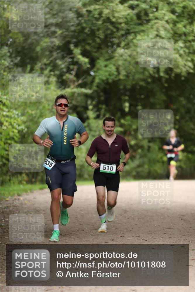 30.08.2026 - Elbe Triathlon Hamburg Antke Förster http://msf.ph/oto/10101808 30.08.2026 11:19:55 Laufen 035, 3, 510 meine-sportfotos.de