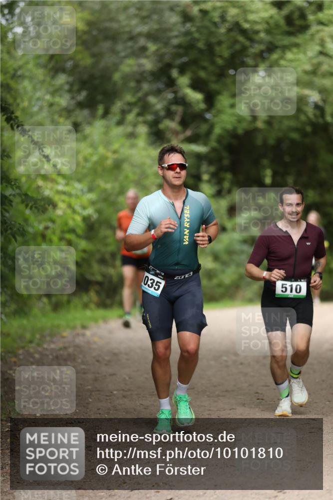 30.08.2026 - Elbe Triathlon Hamburg Antke Förster http://msf.ph/oto/10101810 30.08.2026 11:19:55 Laufen 035, 510 meine-sportfotos.de