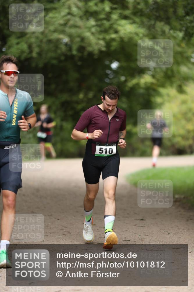 30.08.2026 - Elbe Triathlon Hamburg Antke Förster http://msf.ph/oto/10101812 30.08.2026 11:19:56 Laufen 3, 510 meine-sportfotos.de
