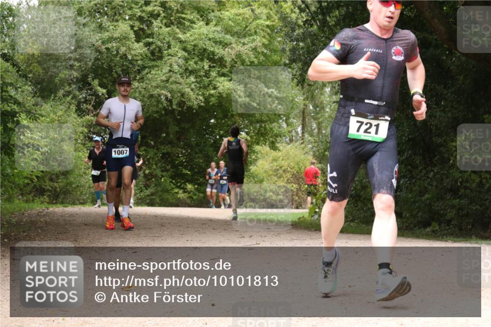 30.08.2026 - Elbe Triathlon Hamburg Antke Förster http://msf.ph/oto/10101813 30.08.2026 11:22:43 Laufen 1007, 721 meine-sportfotos.de