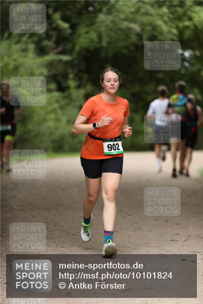 30.08.2026 - Elbe Triathlon Hamburg Antke Förster http://msf.ph/oto/10101824 30.08.2026 11:20:02 Laufen 902 meine-sportfotos.de