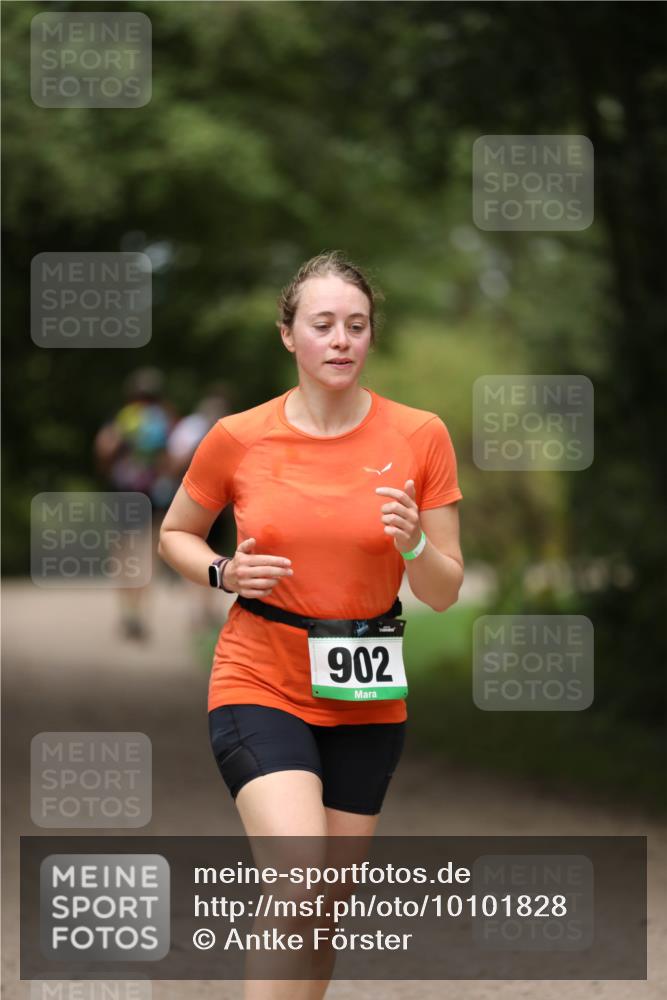 30.08.2026 - Elbe Triathlon Hamburg Antke Förster http://msf.ph/oto/10101828 30.08.2026 11:20:04 Laufen 902 meine-sportfotos.de