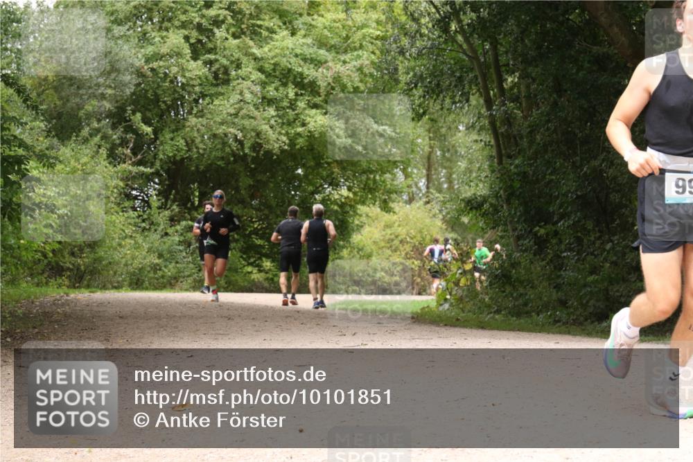 30.08.2026 - Elbe Triathlon Hamburg Antke Förster http://msf.ph/oto/10101851 30.08.2026 11:23:03 Laufen 56 meine-sportfotos.de