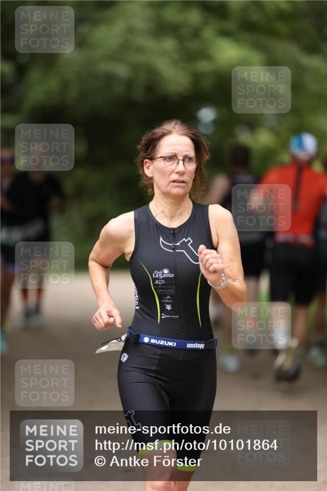 30.08.2026 - Elbe Triathlon Hamburg Antke Förster http://msf.ph/oto/10101864 30.08.2026 11:20:26 Laufen  meine-sportfotos.de